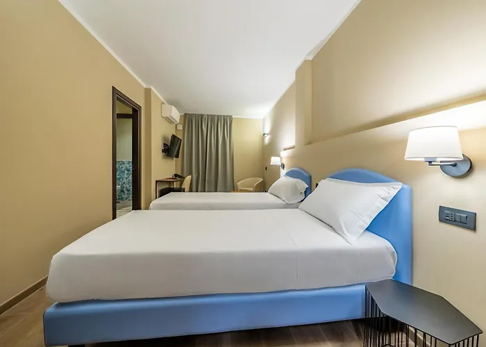 Motel Hotel Charlie